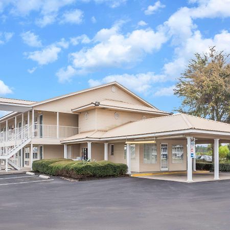 Super 8 By Wyndham Madison Hotel Luaran gambar