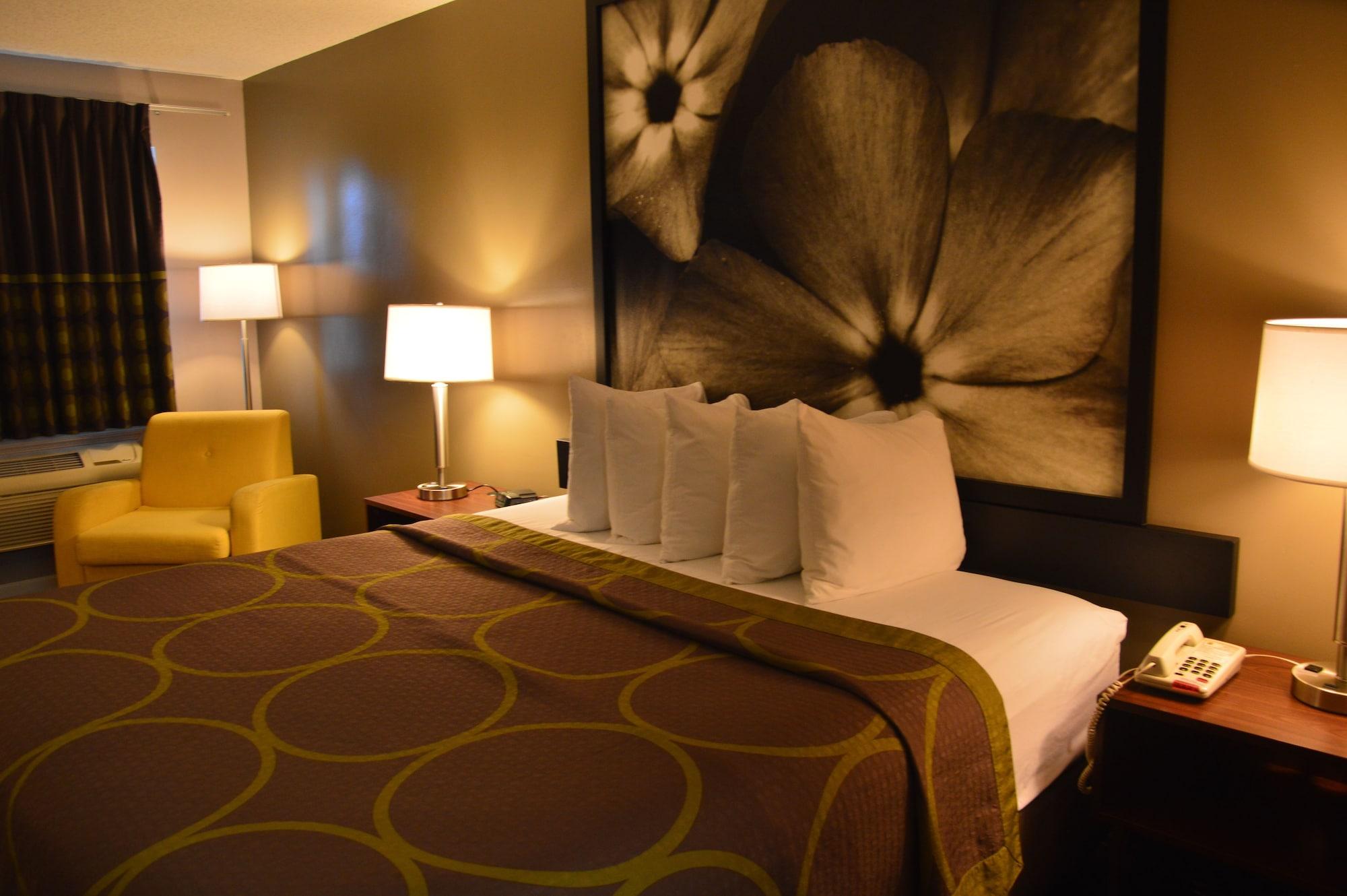 Super 8 By Wyndham Madison Hotel Luaran gambar
